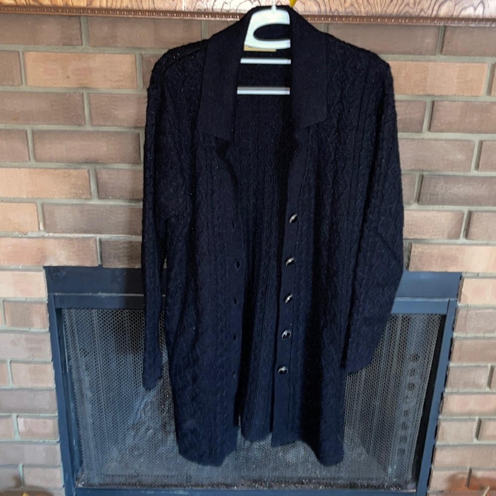 Beautiful black sweater for the fall